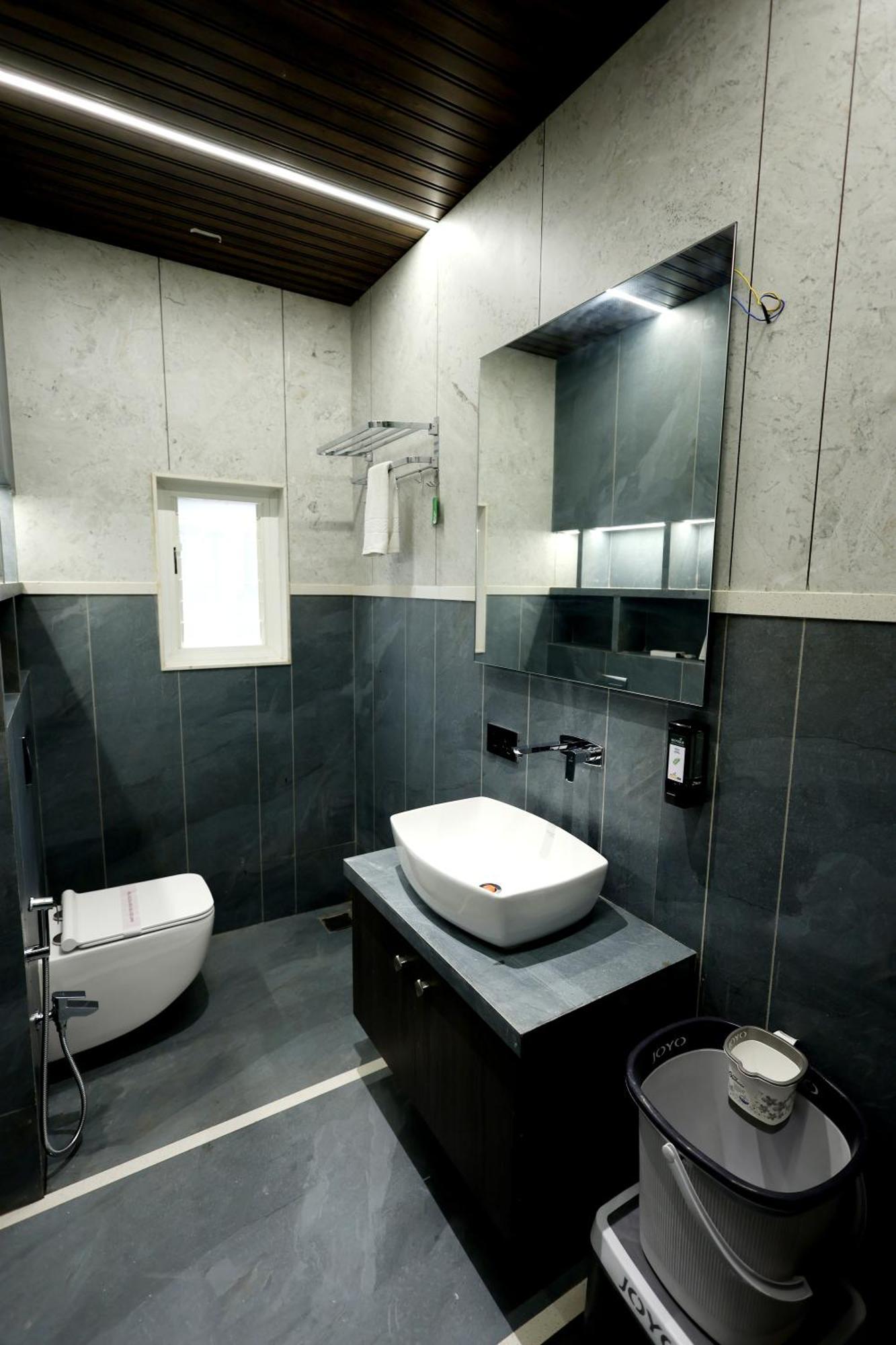 Hotel Statusinn, Ichalkaranji Extérieur photo